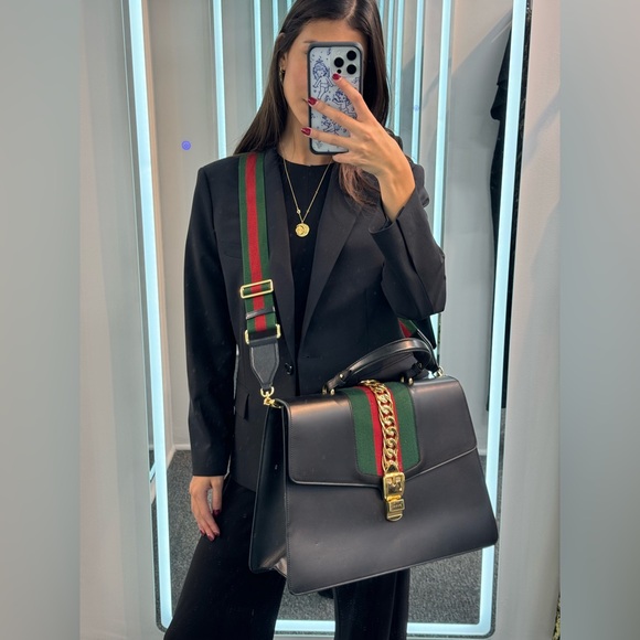 Gucci Bag - Picture 1 of 6
